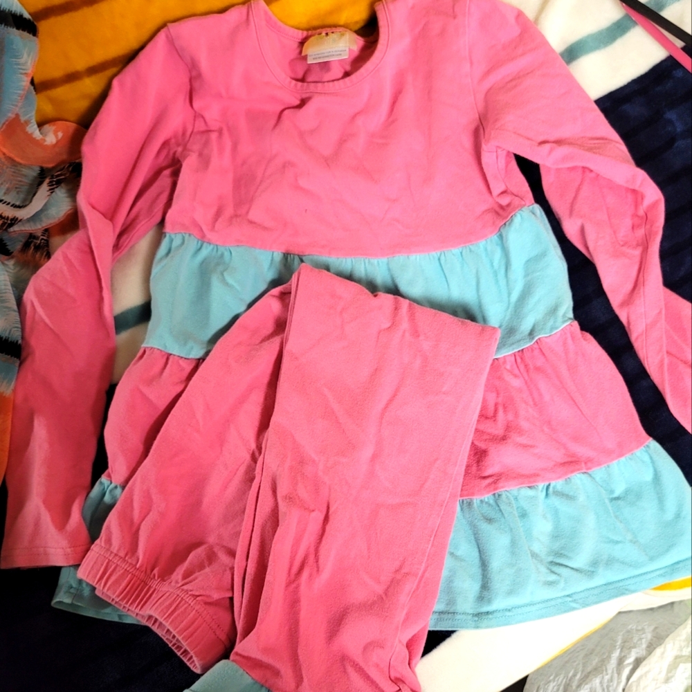 Ruffle outfit